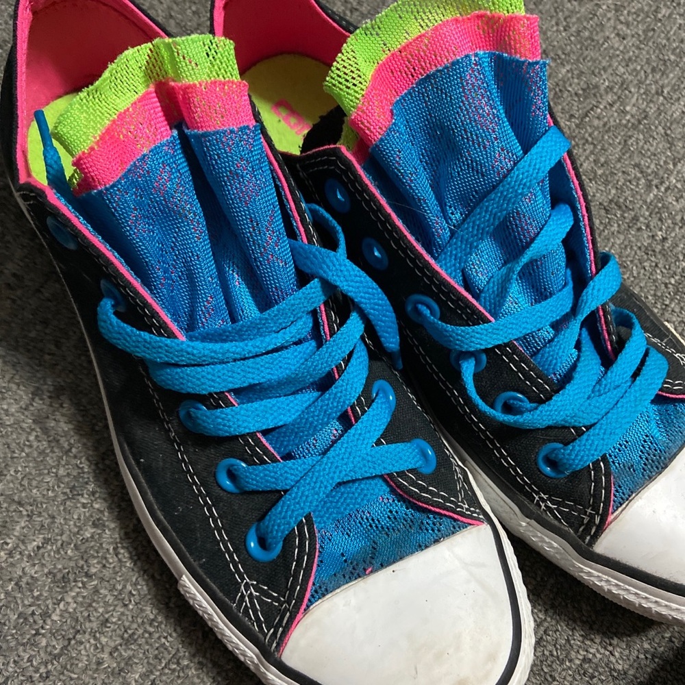 Multicolor Converse - Picture 2 of 3